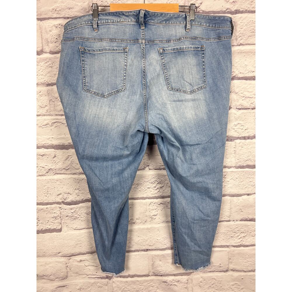 Torrid Womens 26‎ Y2K Coastal Minimalist Staple Outdoors Boyfriend Crop Jeans - Picture 4 of 13